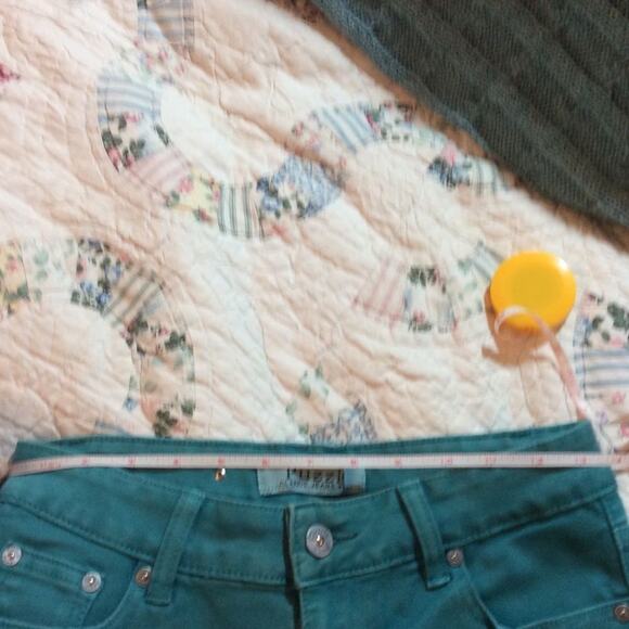 NWT PUZZLE DENIM $98 TEAL CUTOFF JEAN SHORTS 1/2 - Picture 8 of 8